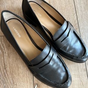 Womens Lands End loafers, size 9, black
